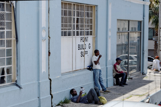 Cape town, Jeunes qui tiennent les murs, 2015