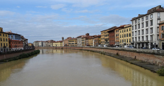 Rive du fleuve Arno, Pise 2014
